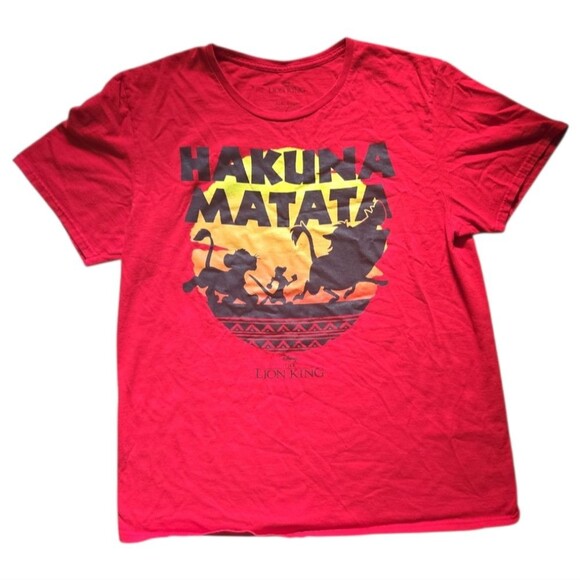 Disney Tops - Hakuna Matata Red Lion King T-Shirt - L